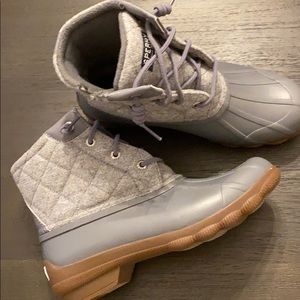 ⚡️SALE  SPERRY DUCKBOOTS women’s size 6 Grey